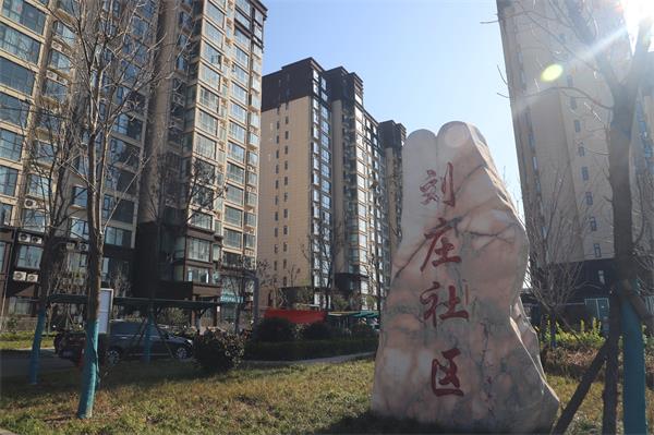 0832481637679074.jpg 0832481637679074.jpg