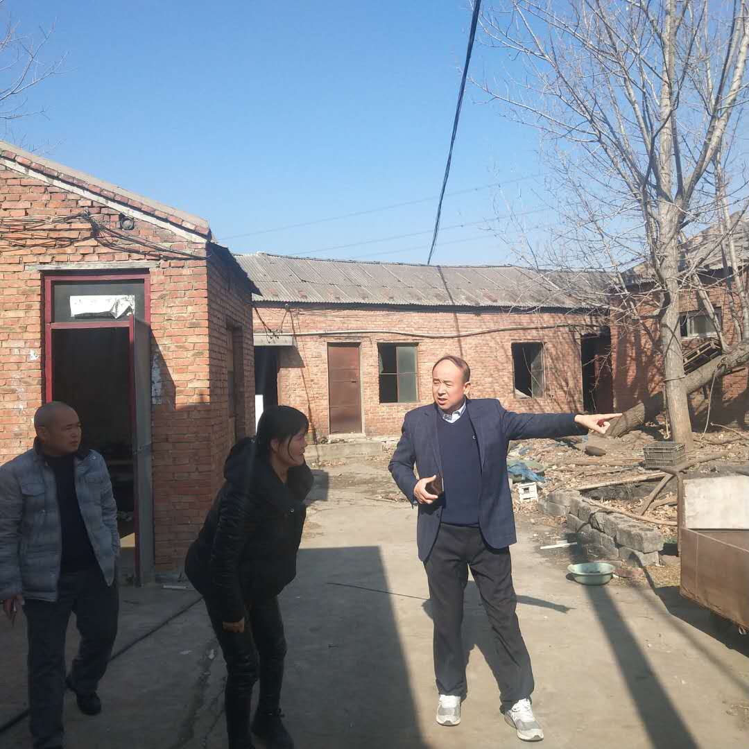 区委常委统战部部长李红昌接访日走访信访困难群众