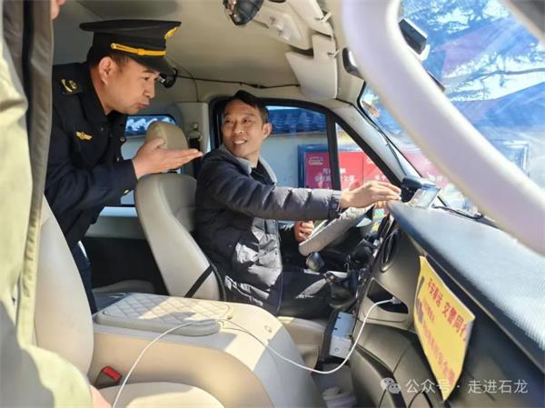 640 (2).jpg 640 (2).jpg