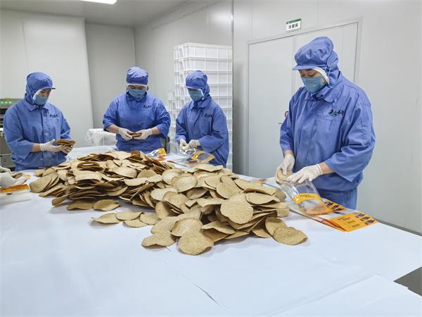 1550357851886832.jpg 1550357851886832.jpg